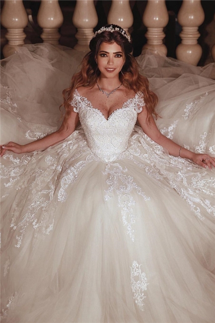 Tulle Lace Cap-Sleeves Sweetheart Puffy UK Wedding Dress