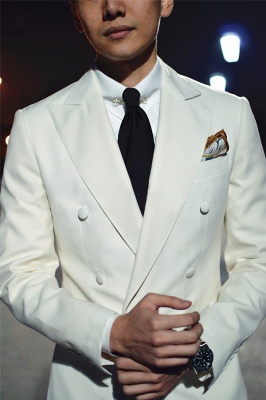 Elegant White Wool Double-Breasted Tailor UK Wedding Suit For Bestman | New Arrival 3 Pockets Peak Lapel Fit Groomsman Suit_1