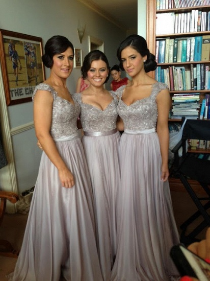 Spring Silver Bridesmaid Dresses UK Lace Sequins Beads Cap Sleeves V-Neck Chiffon Bridesmaid Dress_1