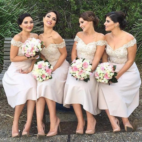 Off-the-Shoulder Short Lace Bridesmaids Dress | Glamorous Maid of Hornor Dresses Online_3